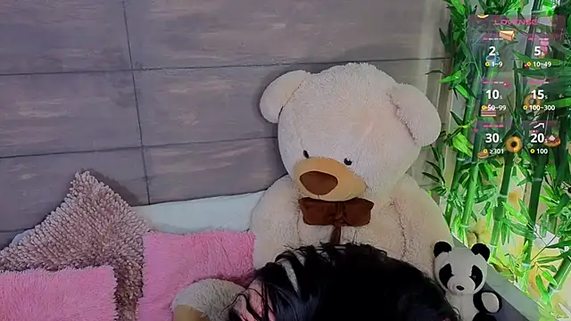 Snapshot of MeganAdamms chatting on September 2025 11:55:01 AM MeganAdamms online show from September 2025 11:55:01 AM