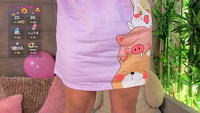 Snapshot of MeganAdamms chatting on September 2025 11:47:02 AM MeganAdamms online show from September 2025 11:47:02 AM