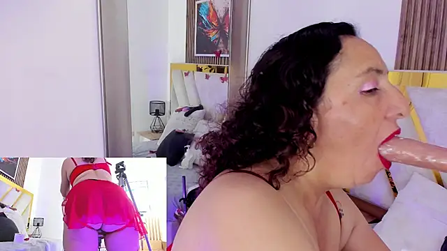 Luna Naughty1 online show from May 2026 04:48:02 PM