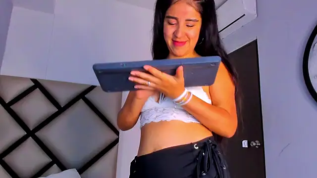 Lucy-23 online show from March 2026 05:02:02 AM