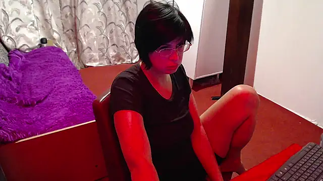 TinaFlower  online show from November 2025 07:25:01 PM