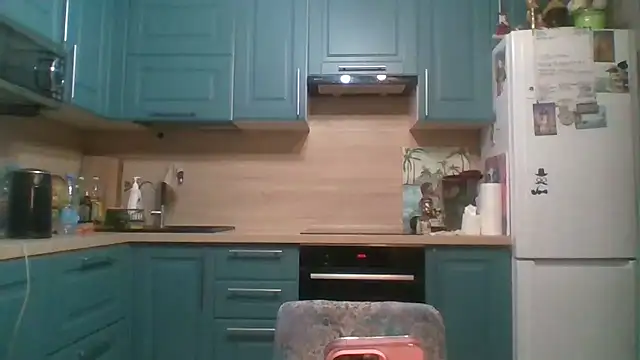 ALICAINWONDERLAND online show from May 2026 07:12:01 PM