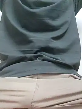 coupleyug online show from December 2025 10:33:01 AM