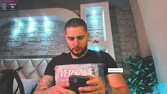 dominic de luca online show from September 2025 03:07:02 AM