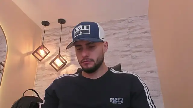 Snapshot of dominic_de_luca chatting on July 2026 11:01:02 AM dominic de luca online show from July 2026 11:01:02 AM