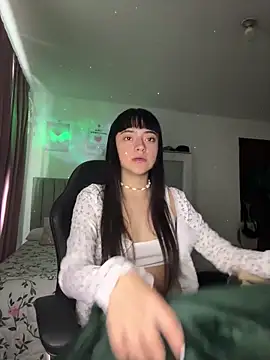 Snapshot of violetta_blackk chatting on February 2026 04:54:02 PM violetta blackk online show from February 2026 04:54:02 PM