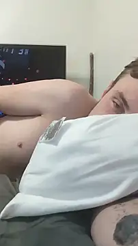 Snapshot of youngblondetwink chatting on December 2025 09:10:02 PM youngblondetwink online show from December 2025 09:10:02 PM