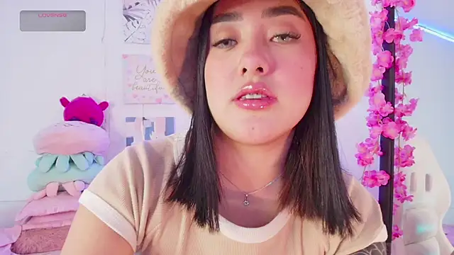 Snapshot of justonecute chatting on September 2025 11:49:01 PM justonecute online show from September 2025 11:49:01 PM