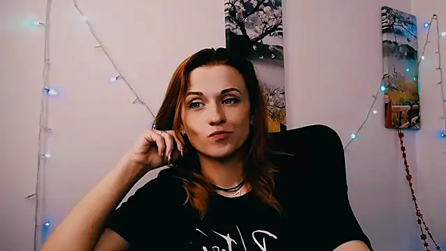 Snapshot of PeppyMia chatting on June 2026 06:19:02 AM PeppyMia online show from June 2026 06:19:02 AM