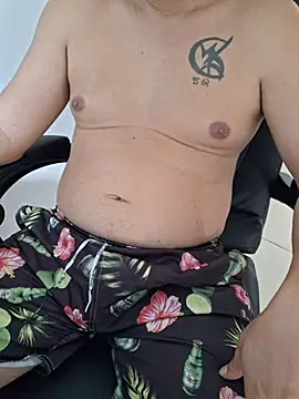 Carloskasado online show from September 2025 12:26:01 PM