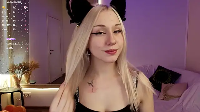 CatEyePro online show from November 2025 02:14:01 AM