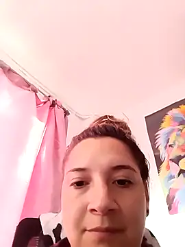 Agatha bellucci  online show from February 2026 09:11:02 PM