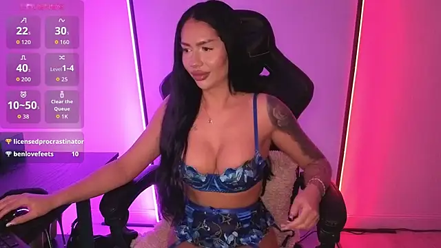 Snapshot of alisonrouge chatting on January 2026 11:18:02 PM alisonrouge online show from January 2026 11:18:02 PM