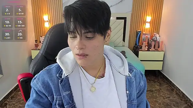 KAROLLJONES1 online show from September 2025 02:58:02 AM