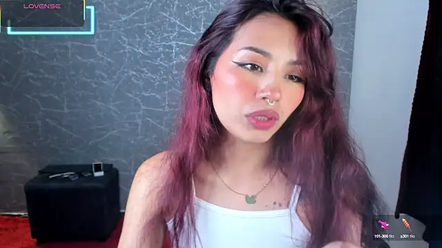 Miss Charlottet online show from October 2025 09:36:02 PM