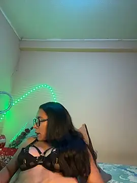 princesaliay online show from February 2026 12:51:01 AM