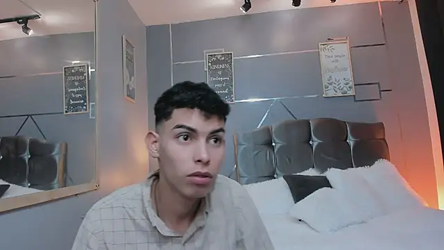 Room 69x online show from November 2025 03:07:01 AM