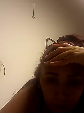 linda luna29 online show from February 2026 07:51:01 AM