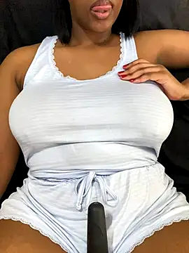 Snapshot of Sipsdoll chatting on January 2026 11:23:02 AM Sipsdoll online show from January 2026 11:23:02 AM