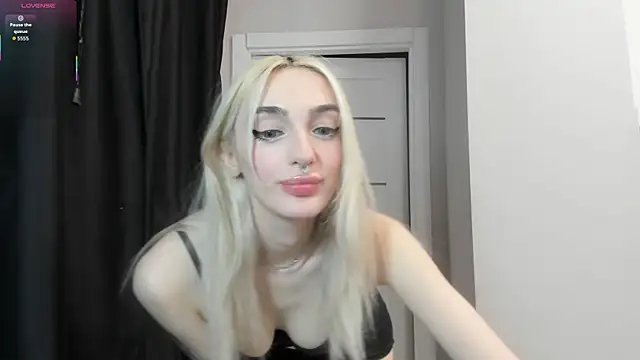Snapshot of succubantra chatting on July 2026 02:23:01 PM succubantra online show from July 2026 02:23:01 PM