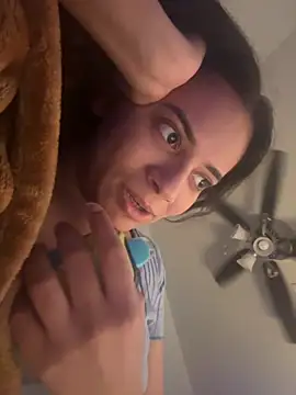 vixxnovalee online show from November 2025 02:11:01 AM