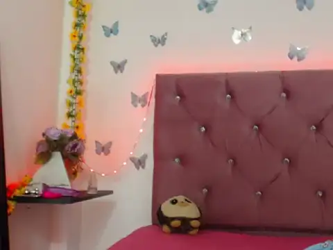 Snapshot of Belasex216 chatting on November 2025 04:45:01 AM Belasex216 online show from November 2025 04:45:01 AM