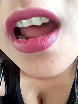 Queen Kushi4 online show from March 2026 10:39:01 AM