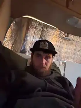 Snapshot of high3ndlowlife chatting on December 2025 07:42:02 PM high3ndlowlife online show from December 2025 07:42:02 PM