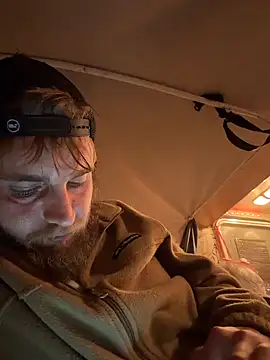 Snapshot of high3ndlowlife chatting on January 2026 09:33:01 AM high3ndlowlife online show from January 2026 09:33:01 AM