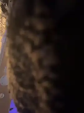 Snapshot of high3ndlowlife chatting on January 2026 04:43:01 PM high3ndlowlife online show from January 2026 04:43:01 PM