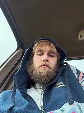 Snapshot of high3ndlowlife chatting on February 2026 12:54:01 PM high3ndlowlife online show from February 2026 12:54:01 PM