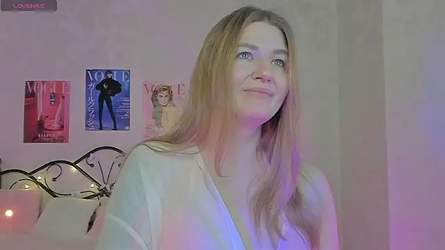 Snapshot of Ruby_Al1en chatting on December 2025 01:23:02 AM Ruby Al1en online show from December 2025 01:23:02 AM