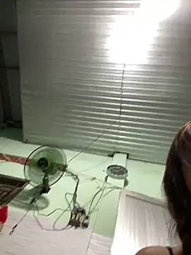   BabyShowPublic   online show from March 2026 02:09:02 PM