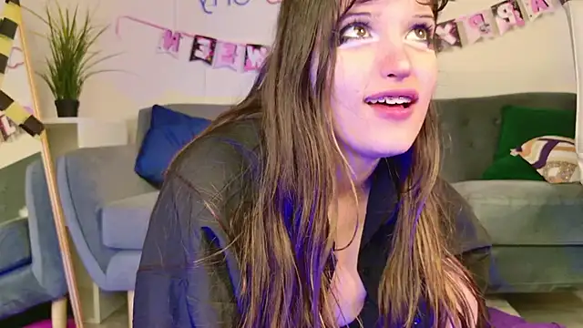 kamila blush online show from October 2025 11:40:01 AM