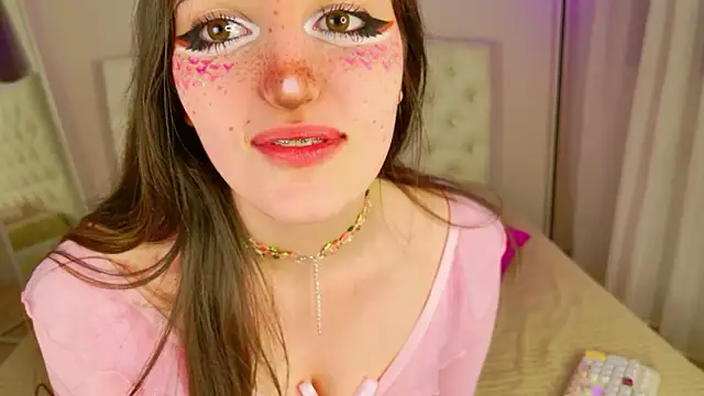 kamila blush online show from February 2026 01:37:01 AM