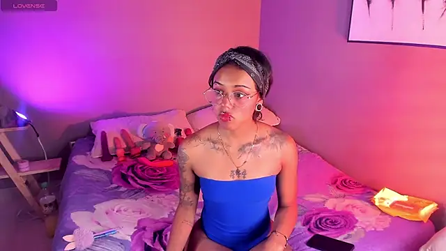 Snapshot of nyxmoonhells chatting on October 2025 07:44:02 PM nyxmoonhells online show from October 2025 07:44:02 PM