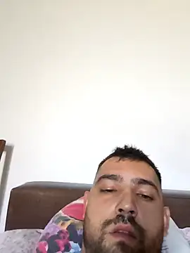 Snapshot of flr196 chatting on October 2025 09:21:01 AM flr196 online show from October 2025 09:21:01 AM