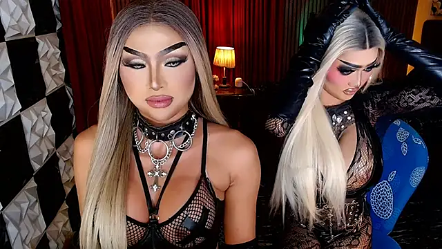 IndestructibleLily online show from April 2026 12:21:02 PM