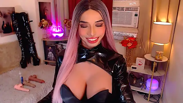 KYLINE WIILLS online show from June 2026 07:58:02 PM