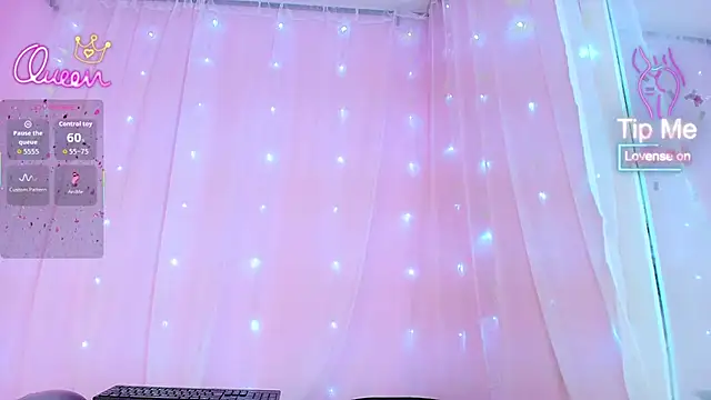 SunnyGilmoree online show from May 2026 07:55:02 PM