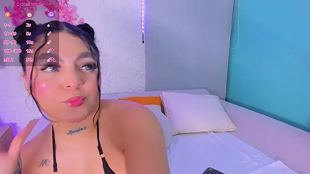 Snapshot of melody_blossom_ chatting on September 2025 04:14:01 AM melody blossom online show from September 2025 04:14:01 AM