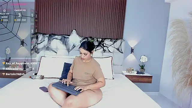 Anny mayyer online show from October 2025 02:13:01 PM