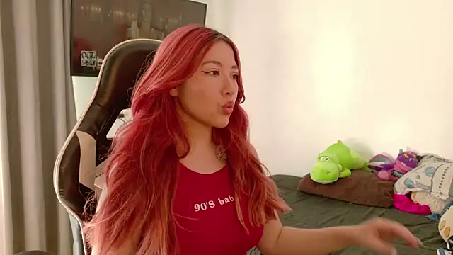 Snapshot of lunnaa_ chatting on September 2025 08:09:02 PM lunnaa online show from September 2025 08:09:02 PM