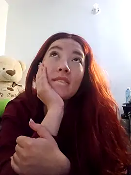 Snapshot of lunnaa_ chatting on October 2025 05:08:02 AM lunnaa online show from October 2025 05:08:02 AM