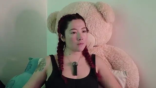 Snapshot of lunnaa_ chatting on November 2025 03:34:01 AM lunnaa online show from November 2025 03:34:01 AM