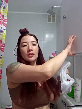 lunnaa  online show from January 2026 10:03:02 PM