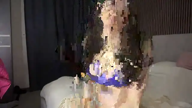 Snapshot of valeriapeterson chatting on November 2025 10:59:02 PM valeriapeterson online show from November 2025 10:59:02 PM