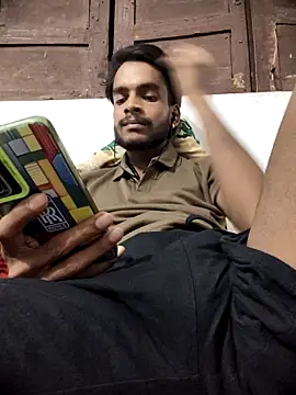 Snapshot of yashuuuu021 chatting on September 2025 06:20:01 PM yashuuuu021 online show from September 2025 06:20:01 PM