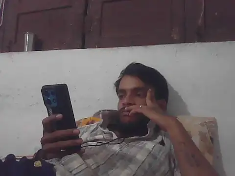 Snapshot of yashuuuu021 chatting on September 2025 05:38:02 PM yashuuuu021 online show from September 2025 05:38:02 PM