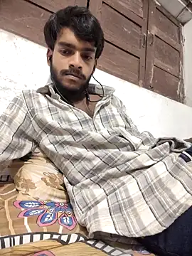 Snapshot of yashuuuu021 chatting on September 2025 06:23:02 PM yashuuuu021 online show from September 2025 06:23:02 PM